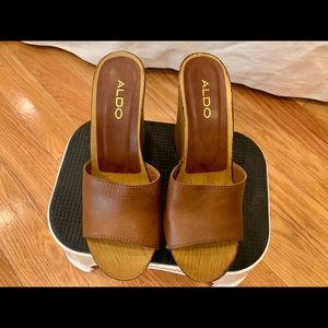 Women’s Wedge Sandals Size 7